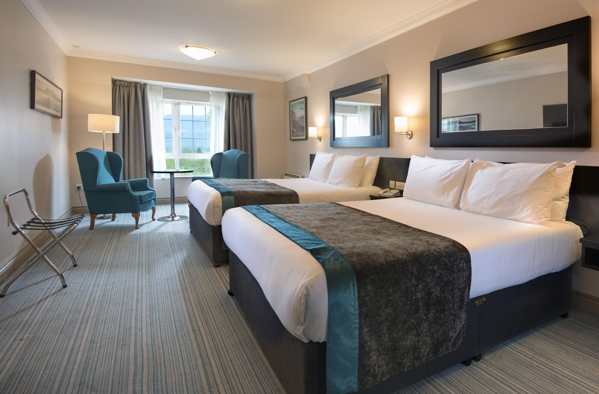 Innisfallen Hotel คิลลาร์นีย์ ภายนอก รูปภาพ