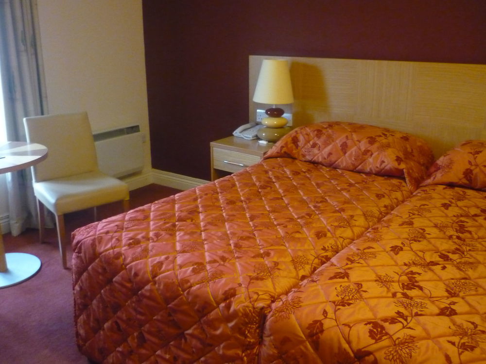 Innisfallen Hotel คิลลาร์นีย์ ภายนอก รูปภาพ