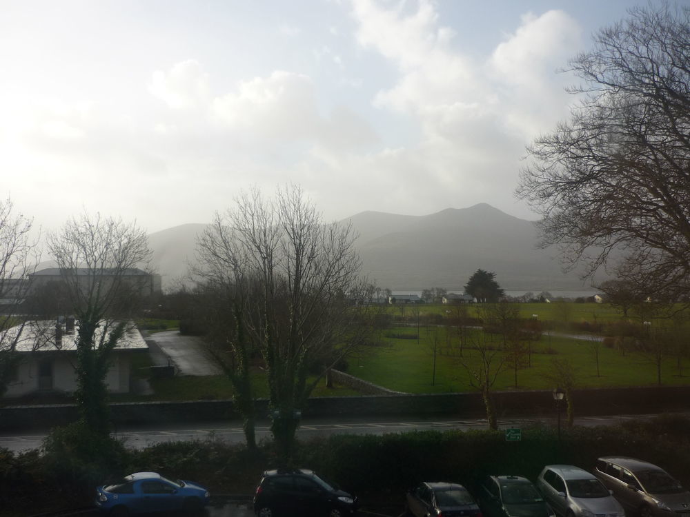 Innisfallen Hotel คิลลาร์นีย์ ภายนอก รูปภาพ